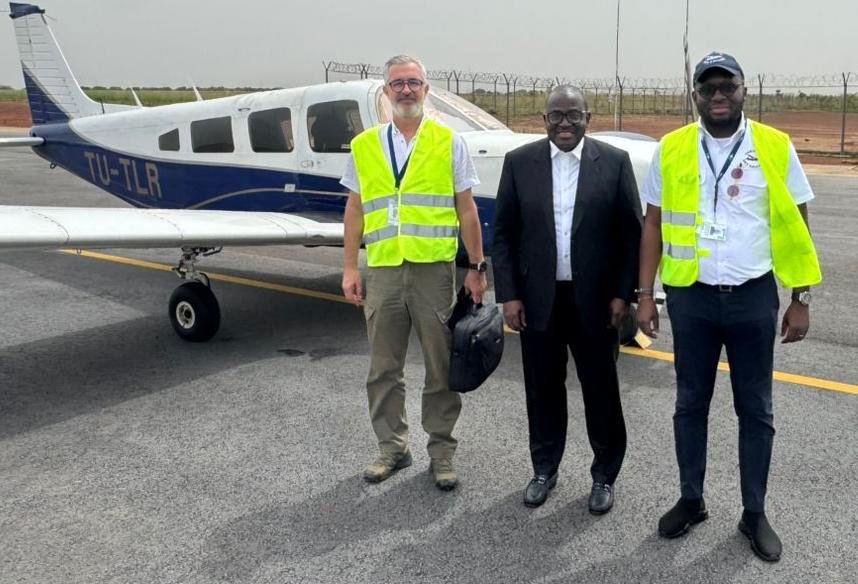 Article Connexion ivoire sur le tourisme a&eacute;rien dans le Poro